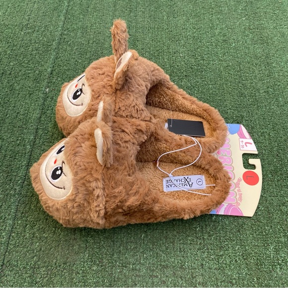 Labubu Slippers - Picture 2 of 3